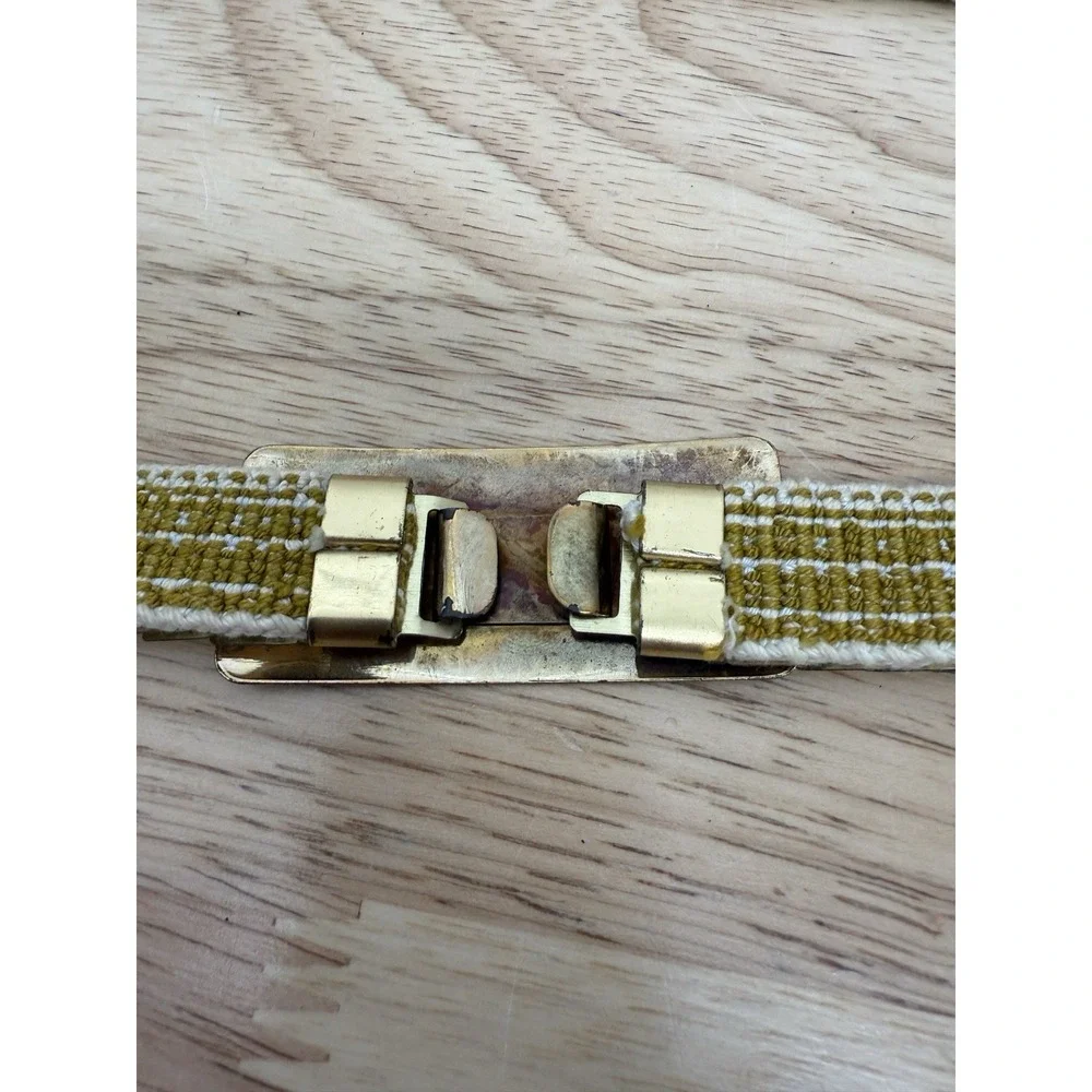 WOMEN'S BELT GOLD TONE METAL W/BUCKLE STRETCH BEAUTIFUL SZ-27,5